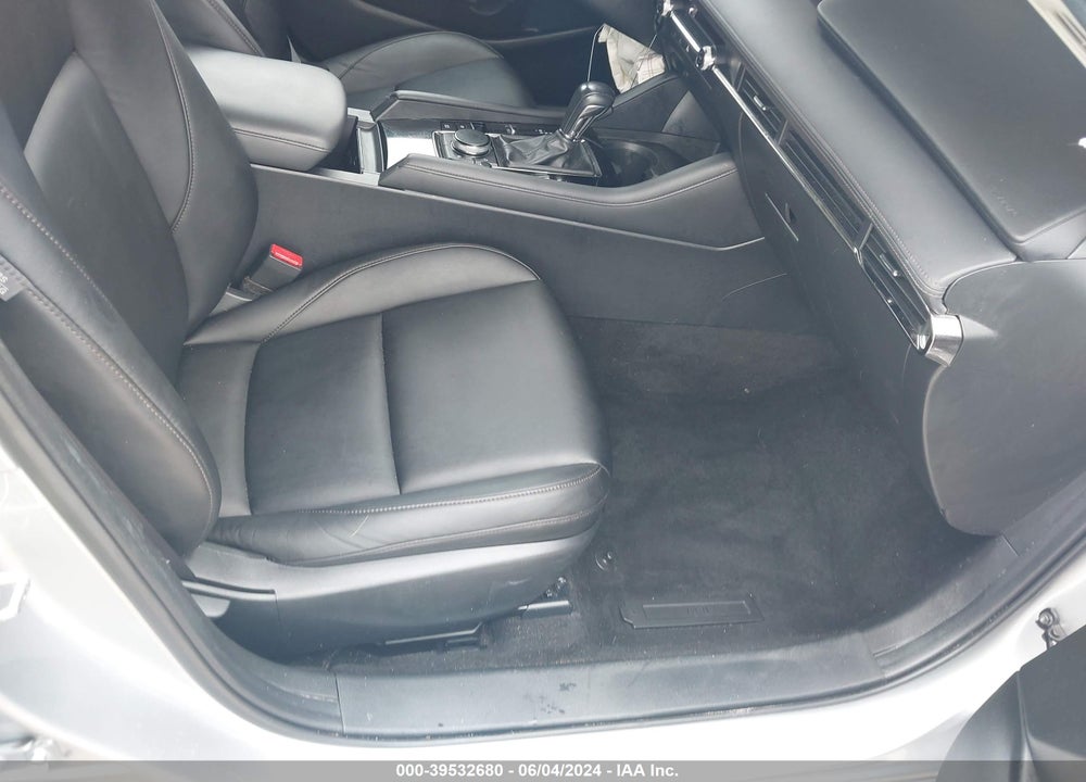 2020 MAZDA 3 PREFERRED PACKAGE VIN: JM1BPADL2L1170423