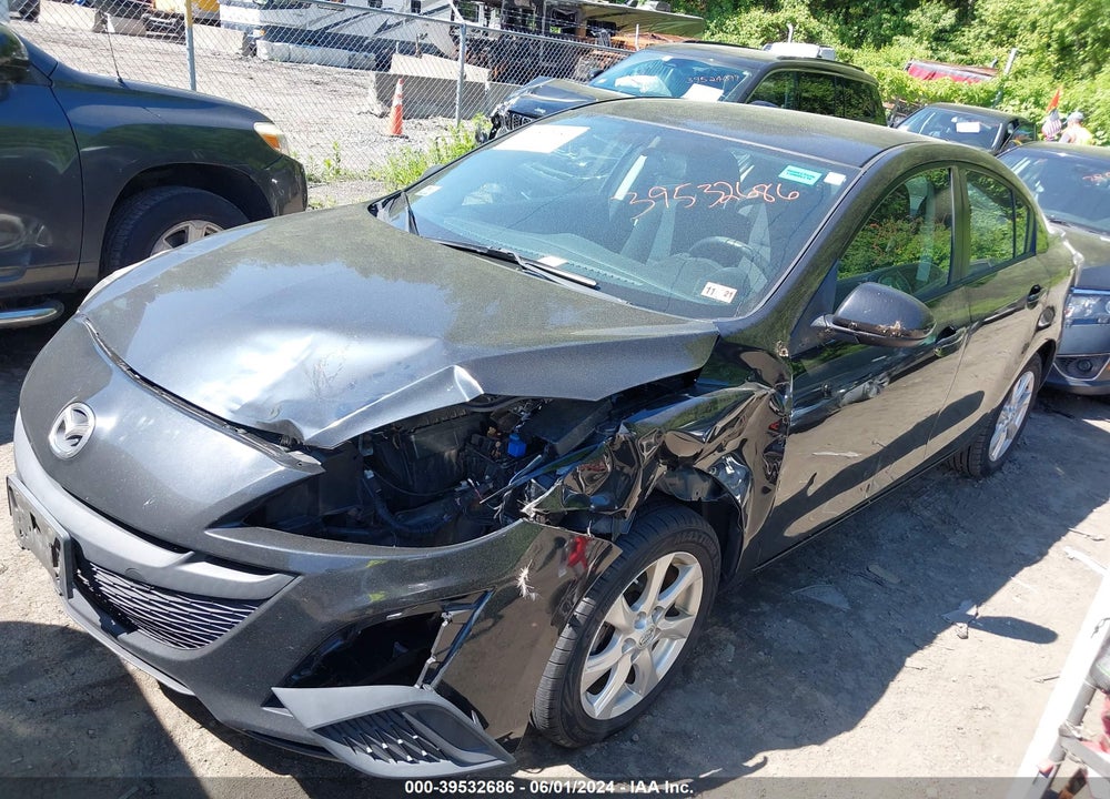 2011 MAZDA 3 I TOURING VIN: JM1BL1VG4B1420983