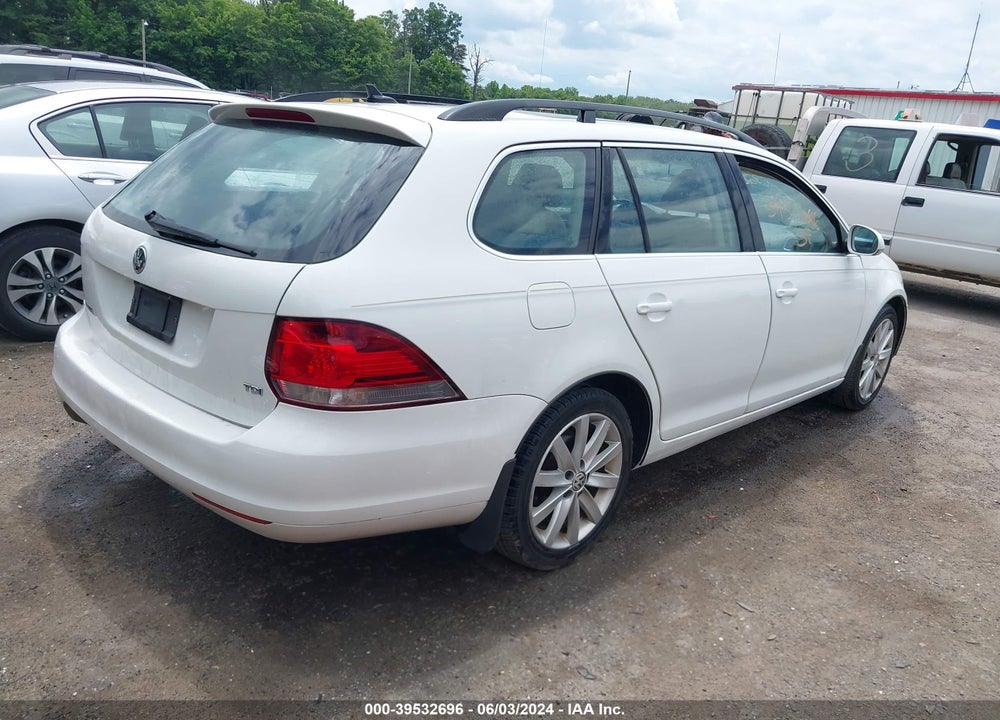 2013 VOLKSWAGEN JETTA SPORTWAGEN 2.0L TDI VIN: 3VWPL7AJ9DM630489