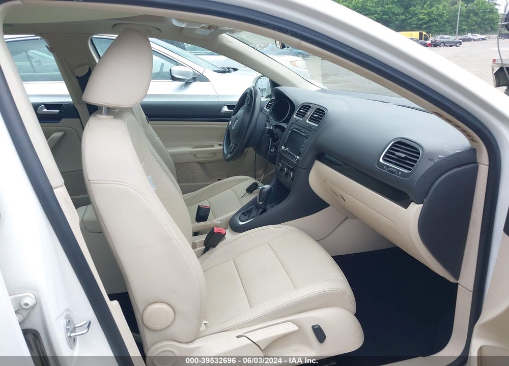 2013 VOLKSWAGEN JETTA SPORTWAGEN 2.0L TDI VIN: 3VWPL7AJ9DM630489