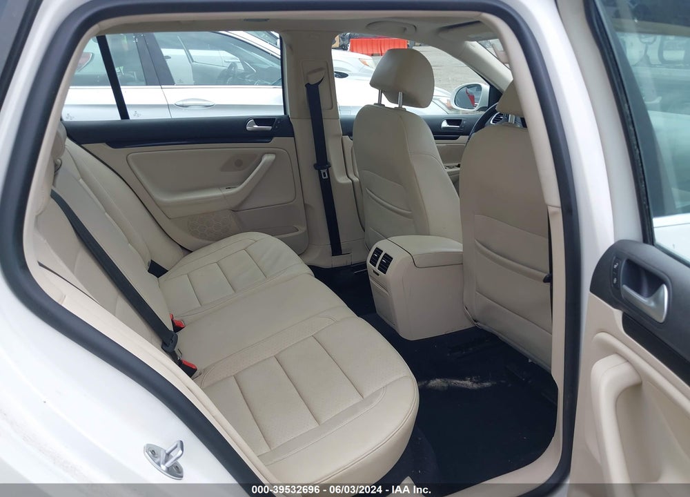 2013 VOLKSWAGEN JETTA SPORTWAGEN 2.0L TDI VIN: 3VWPL7AJ9DM630489