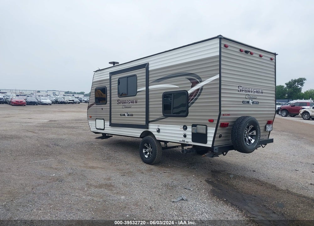 2019 KZ SPORTSMAN CLASSIC VIN: 4EZTK1911K4053387