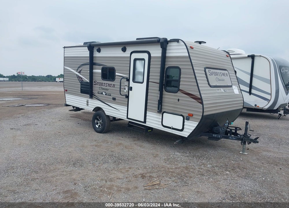 2019 KZ SPORTSMAN CLASSIC VIN: 4EZTK1911K4053387