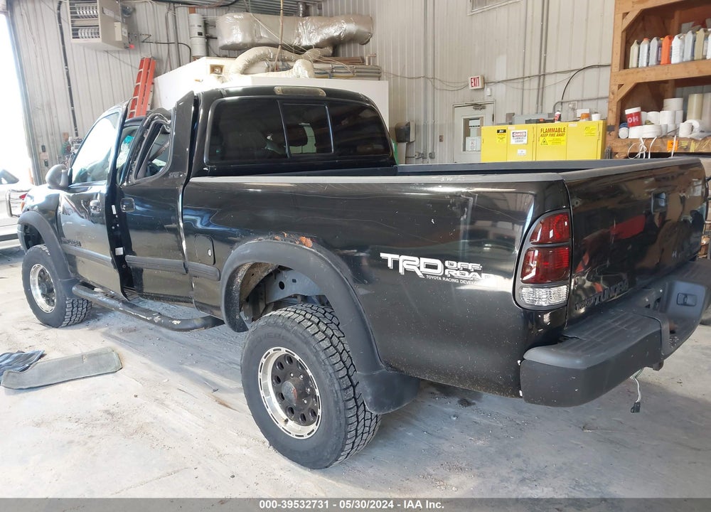 2001 TOYOTA TUNDRA SR5 V8 VIN: 5TBBT44141S208903