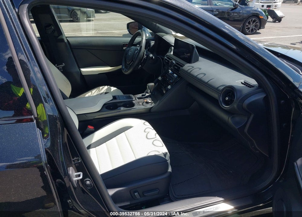 2024 LEXUS IS 350 F-SPORT VIN: JTHGZ1E2XR5033655