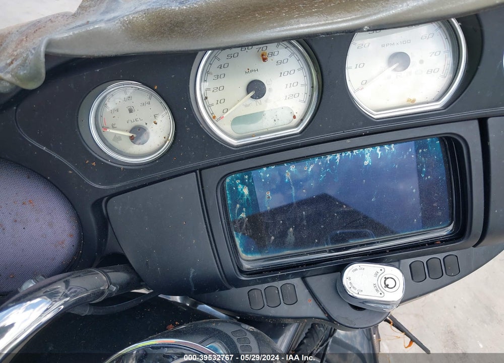 2019 HARLEY-DAVIDSON FLHX VIN: 1HD1KBC14KB610214