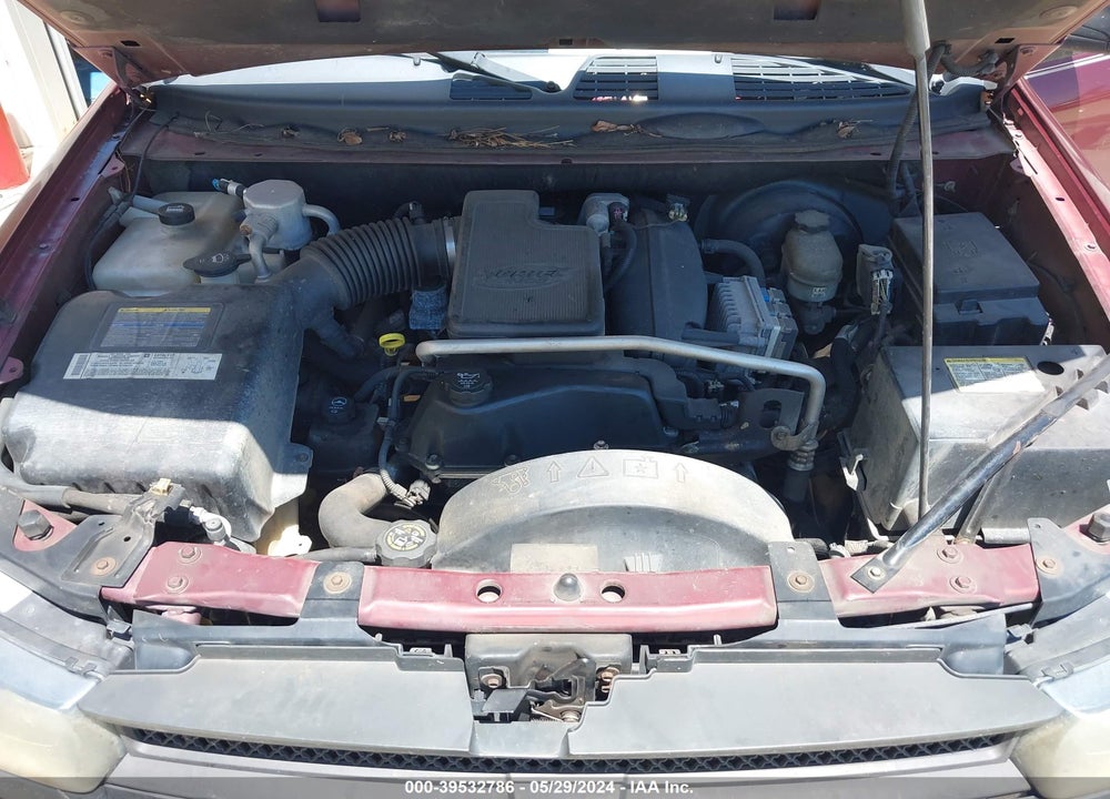 2005 CHEVROLET TRAILBLAZER LS VIN: 1GNDS13S552187916