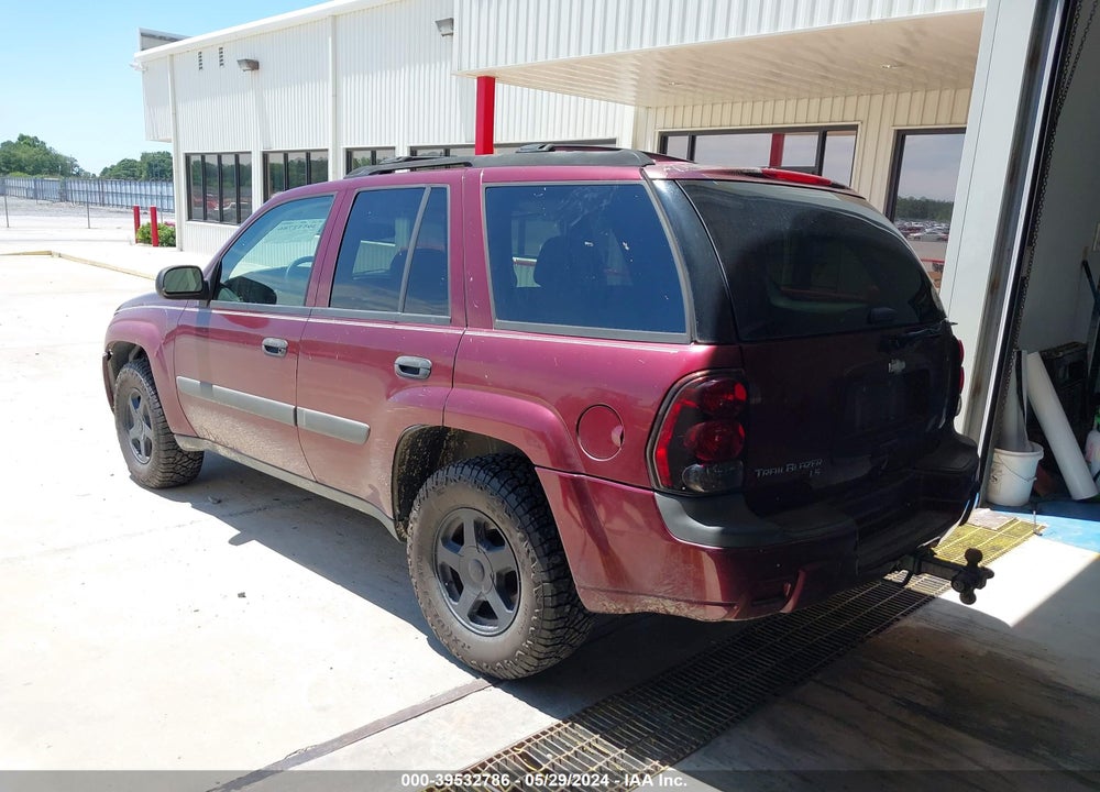2005 CHEVROLET TRAILBLAZER LS VIN: 1GNDS13S552187916