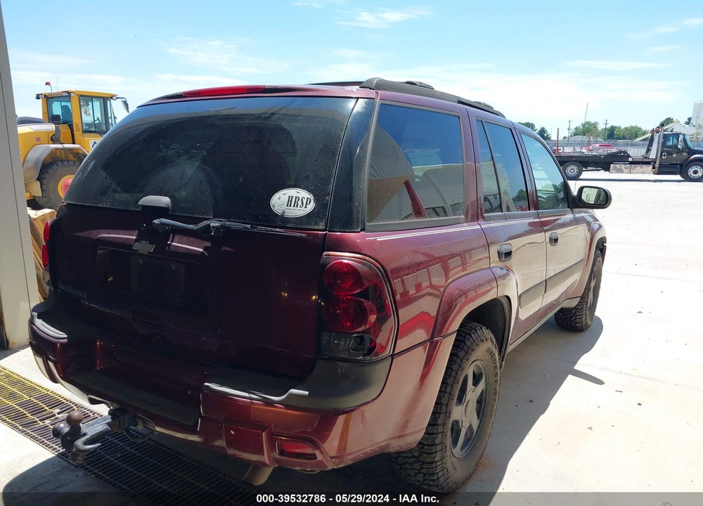 2005 CHEVROLET TRAILBLAZER LS VIN: 1GNDS13S552187916