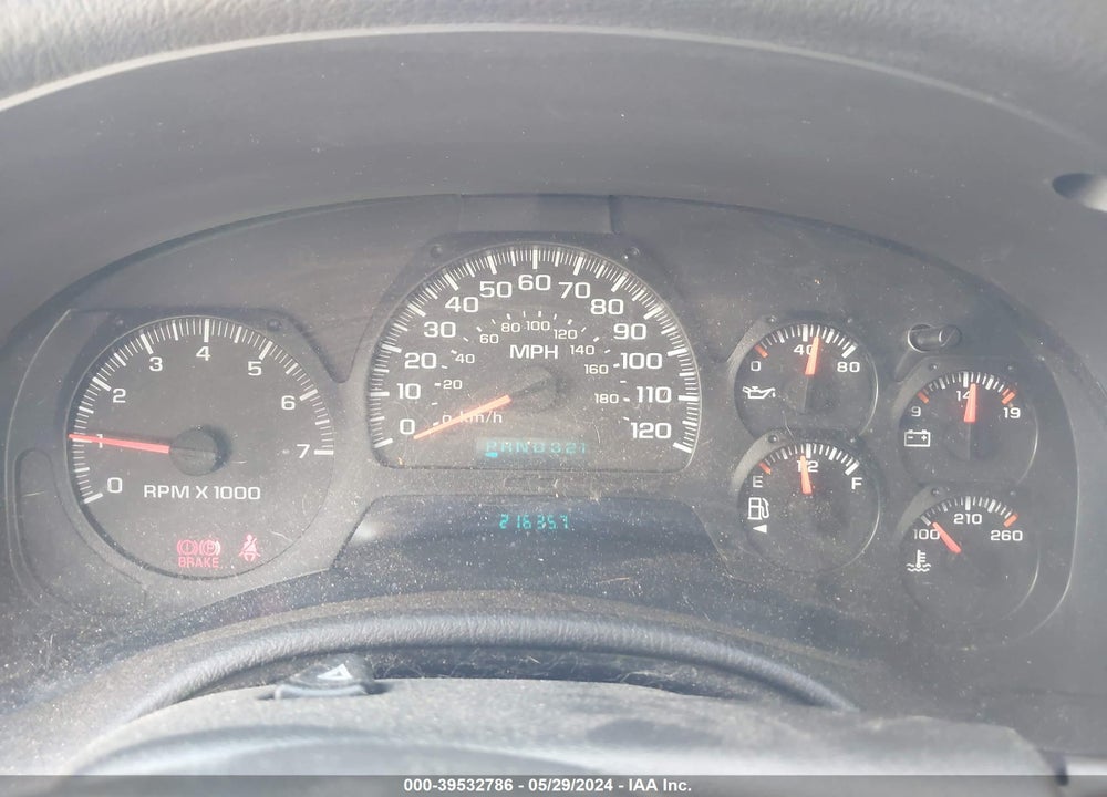 2005 CHEVROLET TRAILBLAZER LS VIN: 1GNDS13S552187916