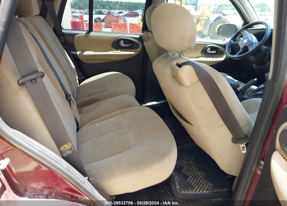 2005 CHEVROLET TRAILBLAZER LS VIN: 1GNDS13S552187916