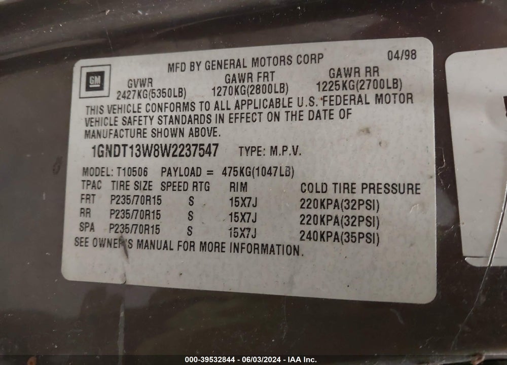 1998 CHEVROLET BLAZER LT VIN: 1GNDT13W8W2237547