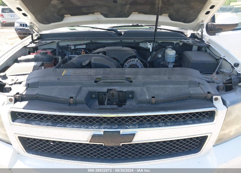 2008 CHEVROLET TAHOE LT VIN: 1GNFK13078J205530