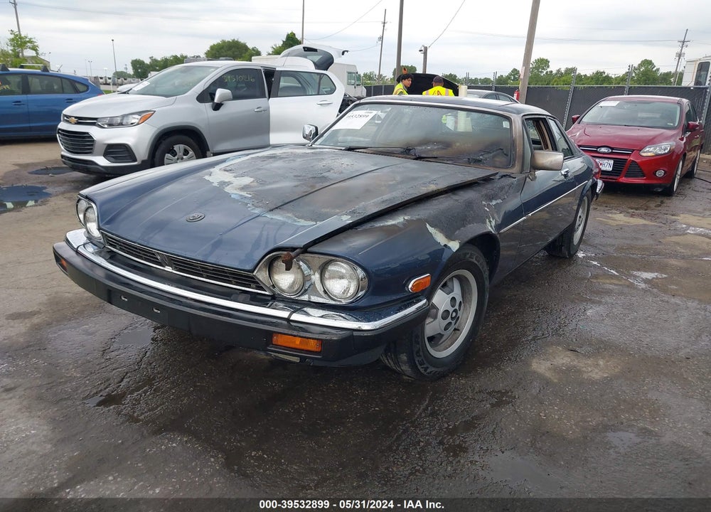 1988 JAGUAR XJS VIN: SAJNA5840JC146746