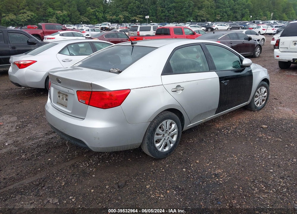2010 KIA FORTE LX VIN: KNAFT4A26A5212119