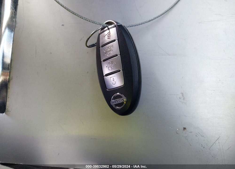 2015 NISSAN SENTRA SV VIN: 3N1AB7AP5FY284312