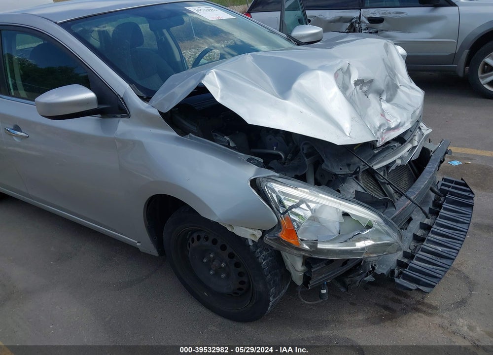 2015 NISSAN SENTRA SV VIN: 3N1AB7AP5FY284312