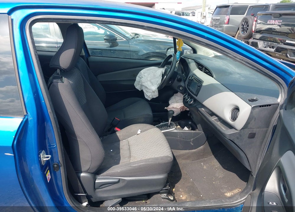 2015 TOYOTA YARIS LE VIN: VNKJTUD3XFA023755
