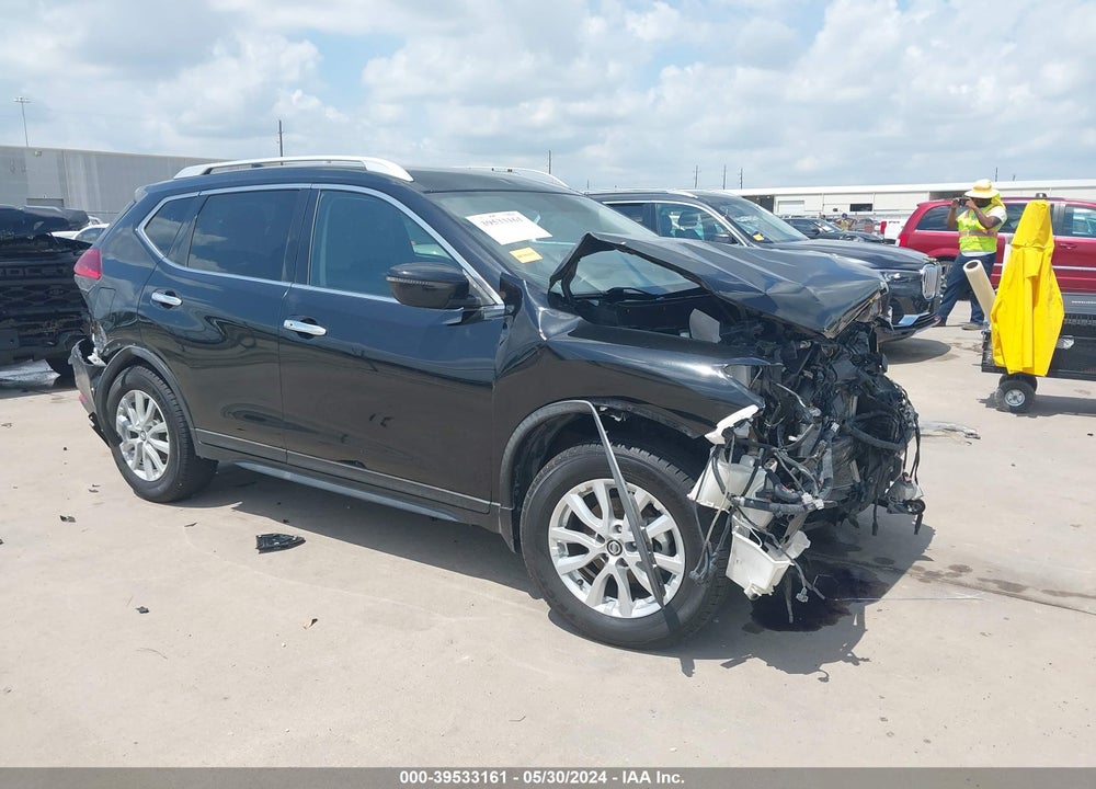 2017 NISSAN ROGUE SV VIN: KNMAT2MT6HP612170