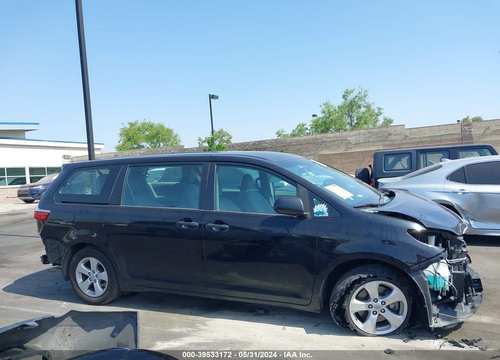 2015 TOYOTA SIENNA L 7 PASSENGER VIN: 5TDZK3DC2FS644693
