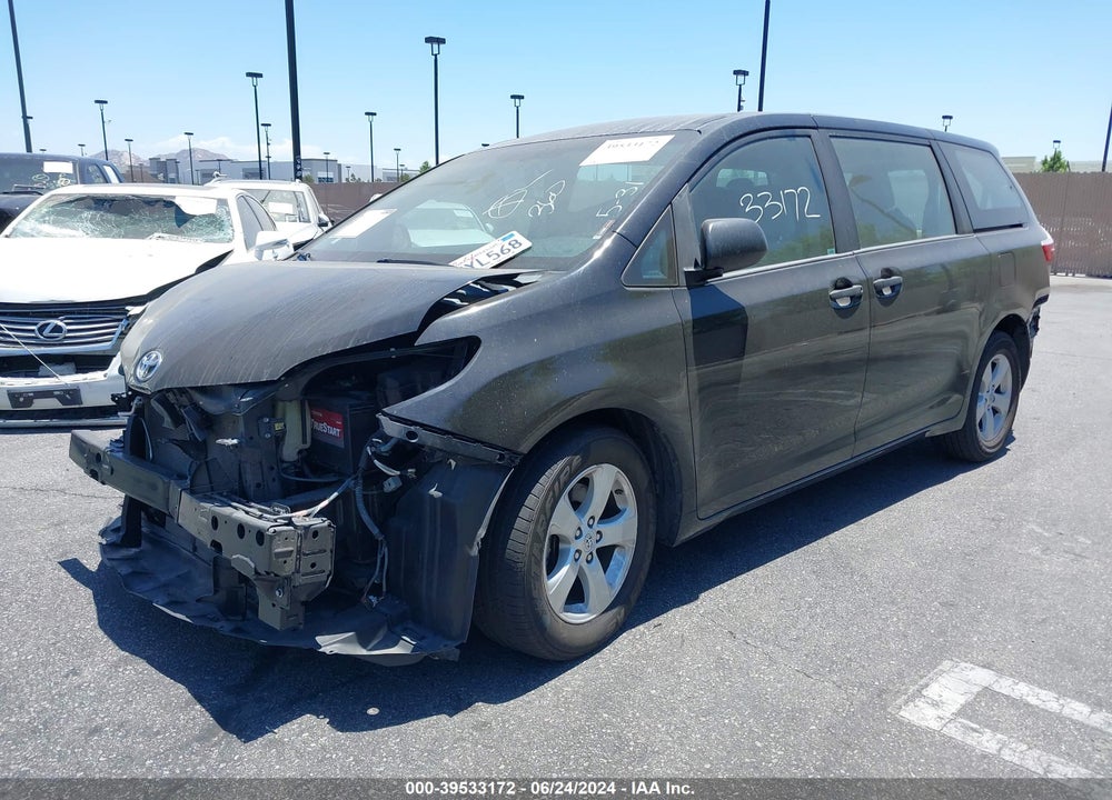 2015 TOYOTA SIENNA L 7 PASSENGER VIN: 5TDZK3DC2FS644693