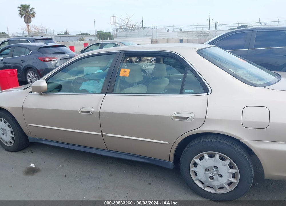 2002 HONDA ACCORD 2.3 LX VIN: 3HGCG66502G703614