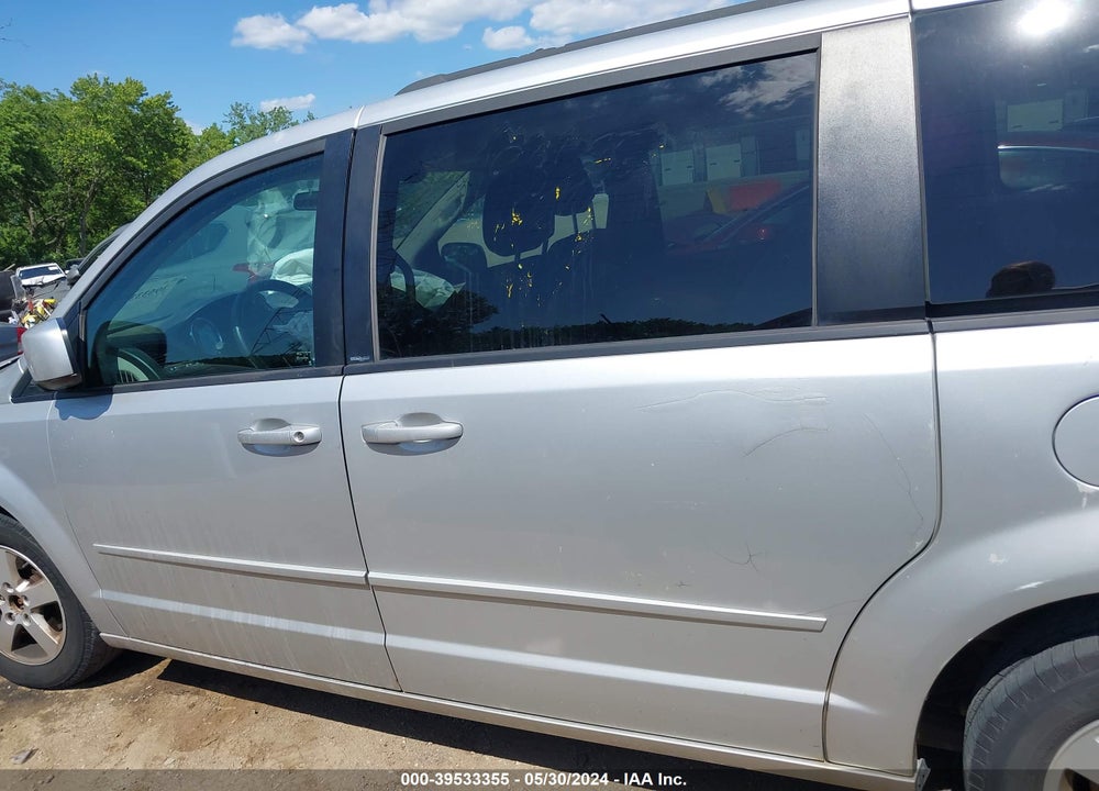 2012 DODGE GRAND CARAVAN SXT VIN: 2C4RDGCG8CR198480