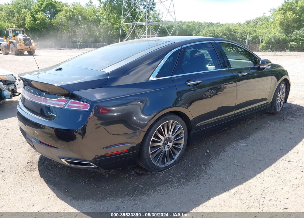 2014 LINCOLN MKZ VIN: 3LN6L2JK5ER802527