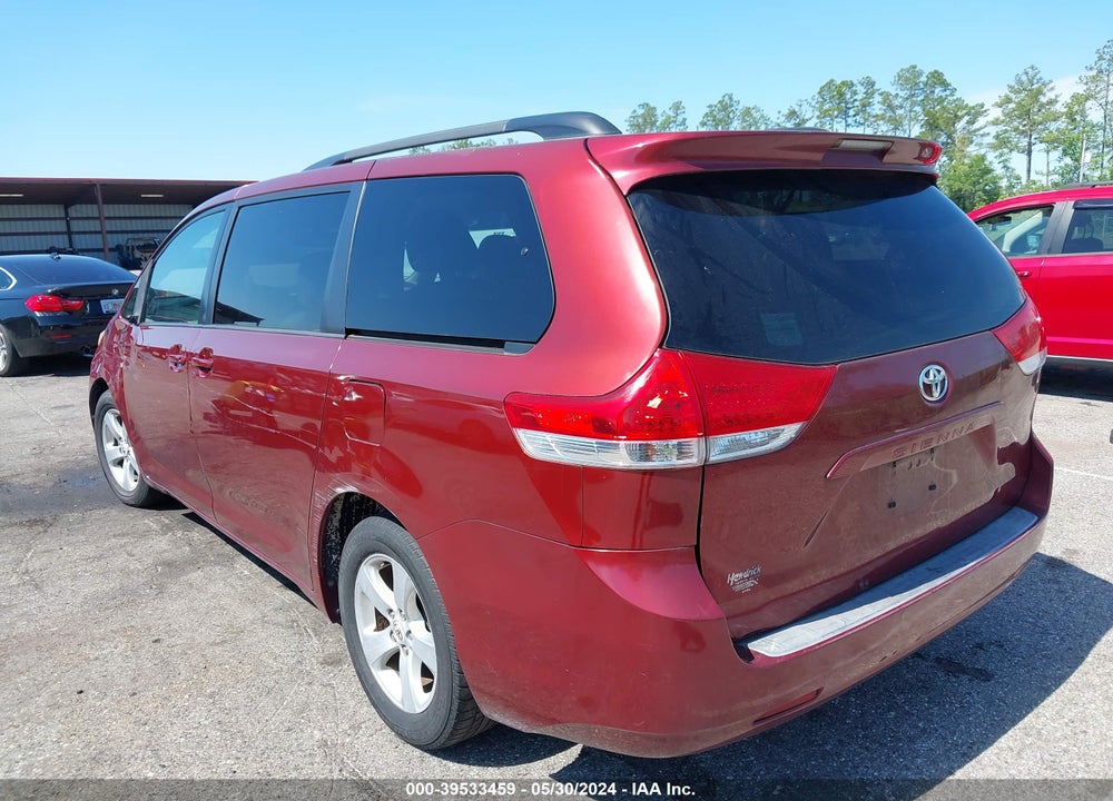 2011 TOYOTA SIENNA LE V6 VIN: 5TDKK3DC2BS048804