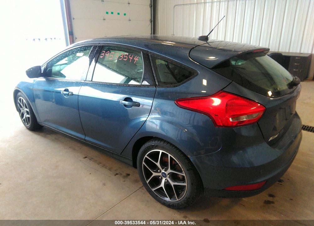 2018 FORD FOCUS SEL VIN: 1FADP3M2XJL217264