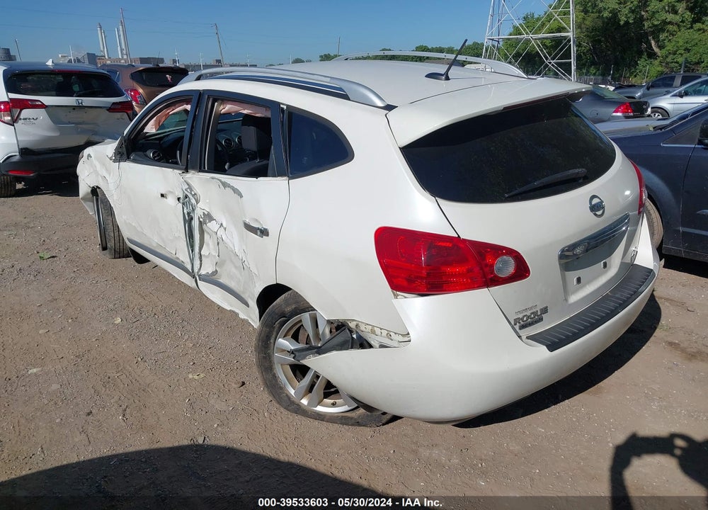 2015 NISSAN ROGUE SELECT S VIN: JN8AS5MV3FW754280