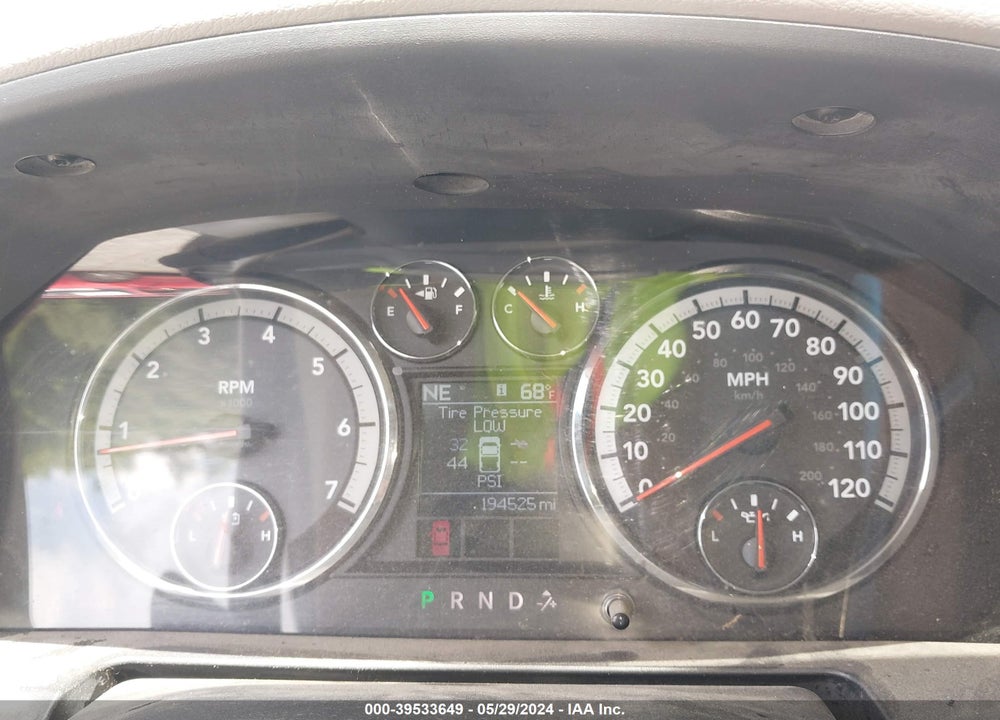 2011 RAM 1500 SLT VIN: 1D7RV1CT8BS572967