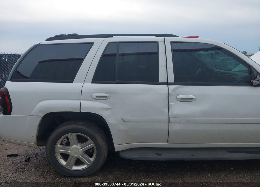 2008 CHEVROLET TRAILBLAZER LT VIN: 1GNDS13S582135108