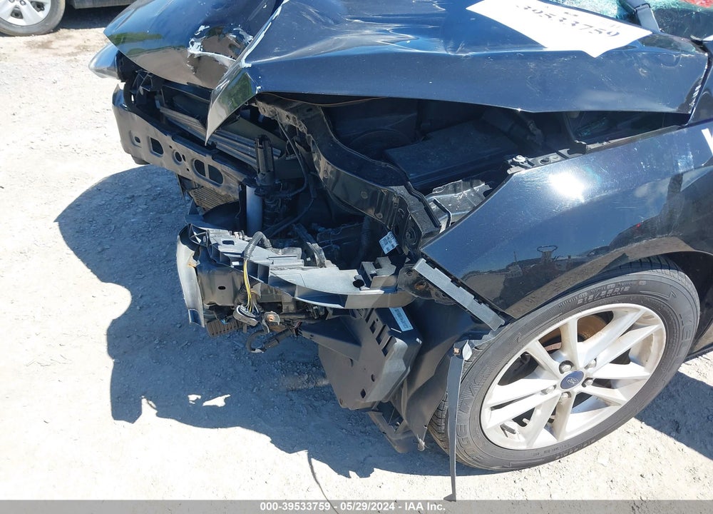 2016 FORD FOCUS SE VIN: 1FADP3K29GL263518
