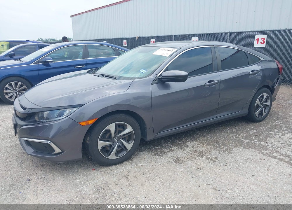 2019 HONDA CIVIC LX VIN: 19XFC2F6XKE000400