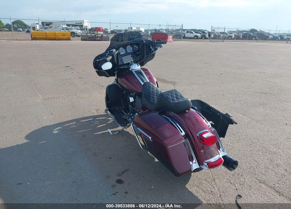2014 HARLEY-DAVIDSON FLHTK ELECTRA GLIDE ULTRA LTD VIN: 1HD1KEL18EB693605