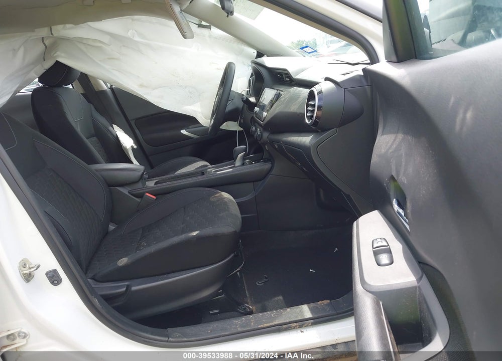2021 NISSAN KICKS SV XTRONIC CVT VIN: 3N1CP5CV4ML481637