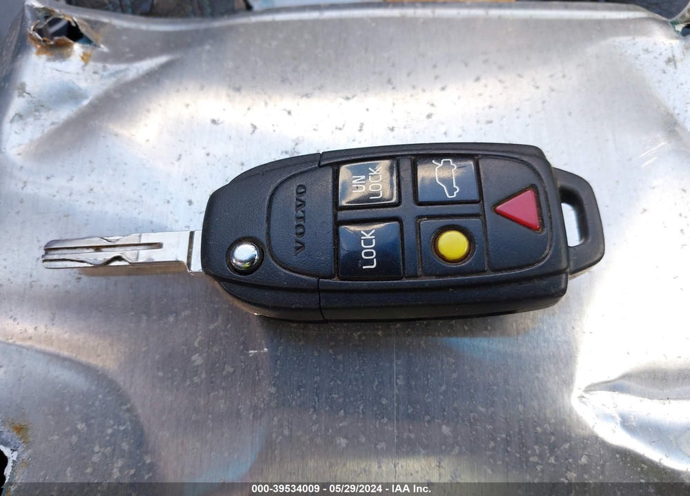 2007 VOLVO XC90 3.2 VIN: YV4CN982X71357745
