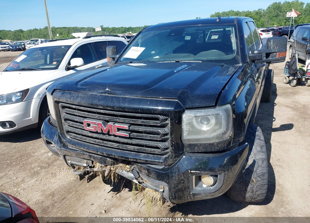 2015 GMC SIERRA 2500HD DENALI VIN: 1GT120E82FF131952