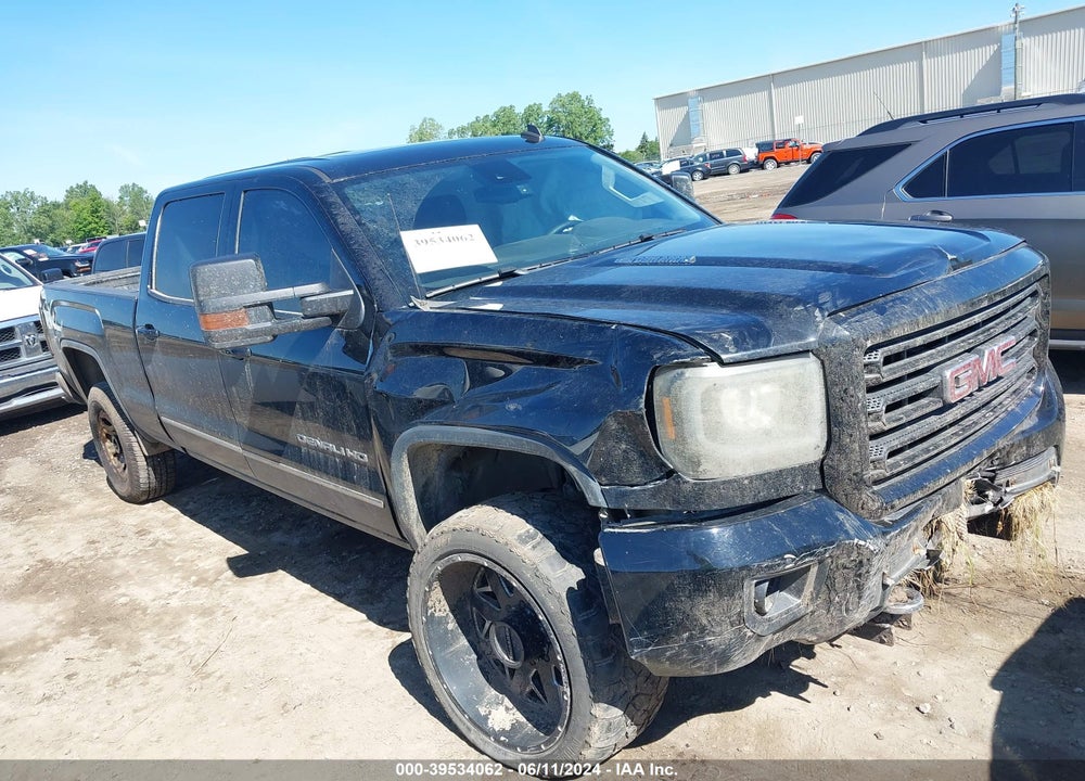 2015 GMC SIERRA 2500HD DENALI VIN: 1GT120E82FF131952
