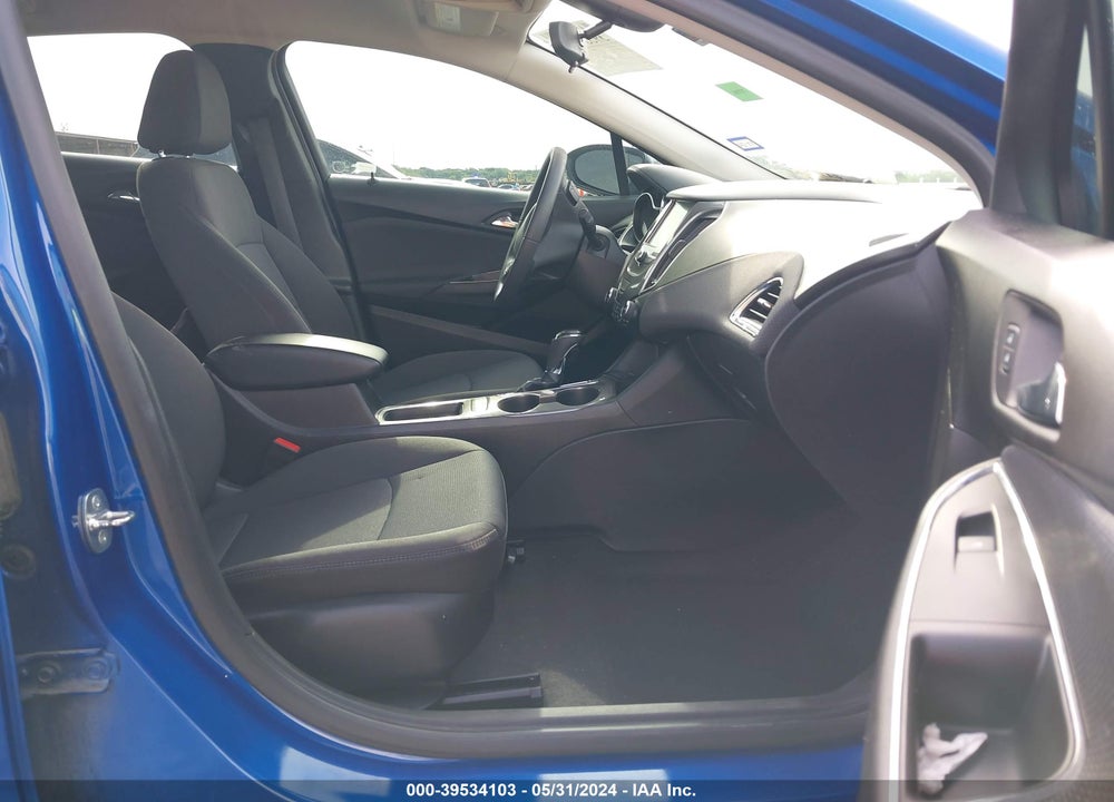 2018 CHEVROLET CRUZE LT AUTO VIN: 1G1BE5SM4J7221397