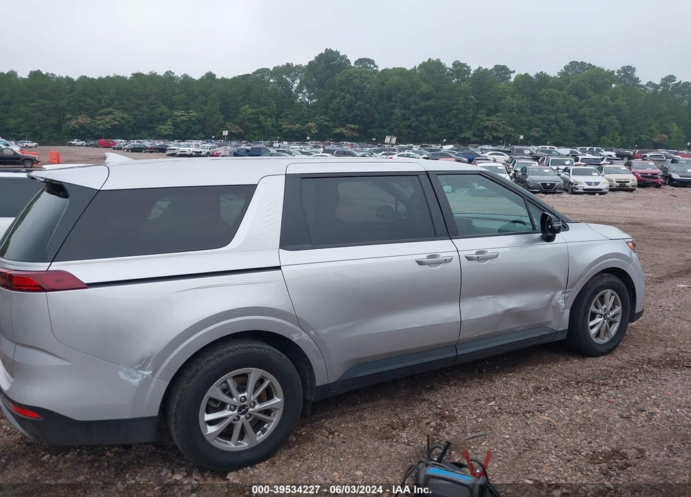 2022 KIA CARNIVAL MPV LX VIN: KNDNB4H30N6117734