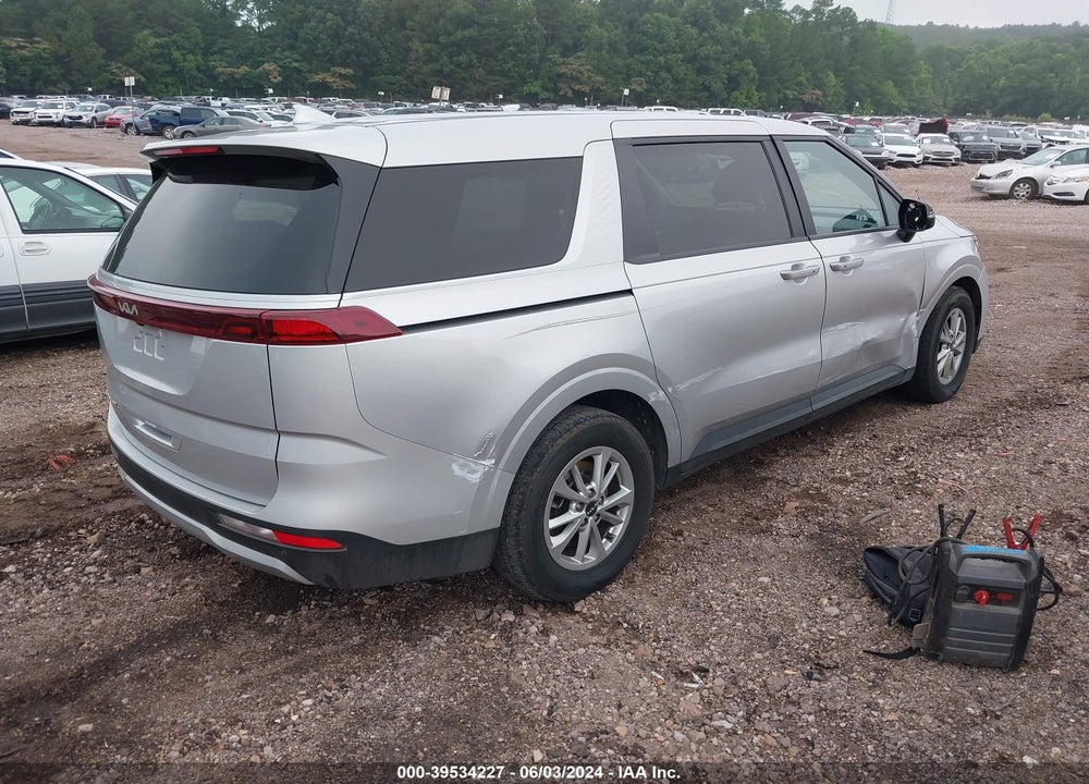 2022 KIA CARNIVAL MPV LX VIN: KNDNB4H30N6117734
