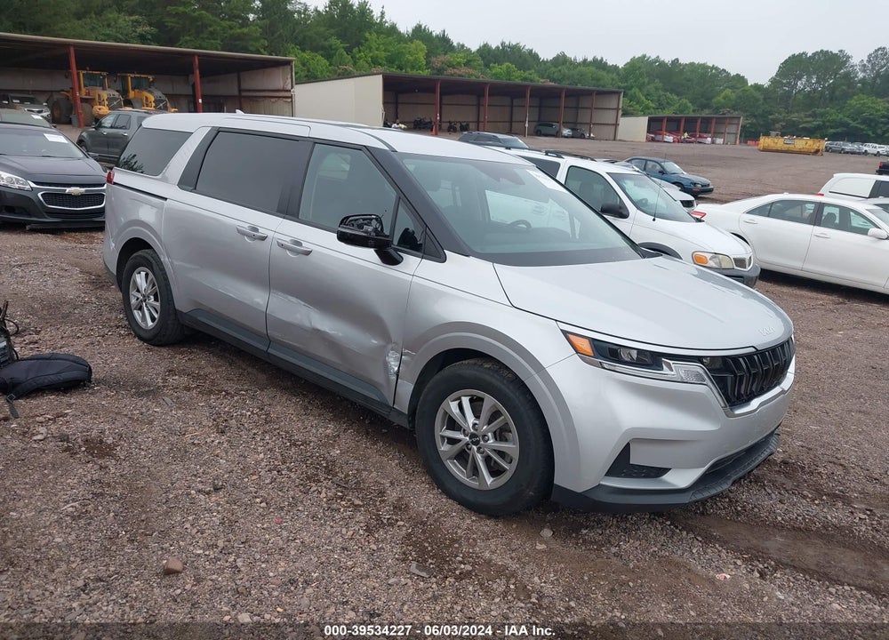 2022 KIA CARNIVAL MPV LX VIN: KNDNB4H30N6117734