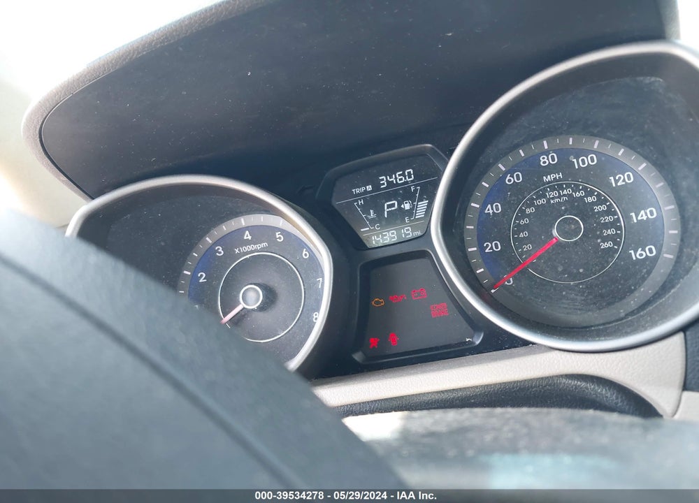 2015 HYUNDAI ELANTRA SE VIN: KMHDH4AE6FU326958