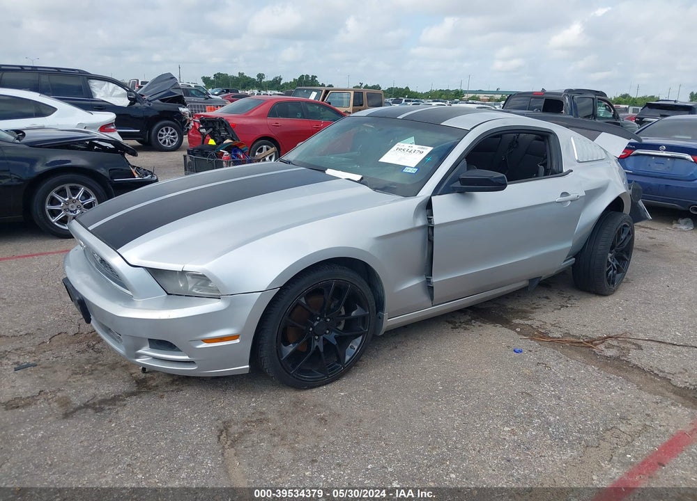 2014 FORD MUSTANG V6 VIN: 1ZVBP8AM2E5228691