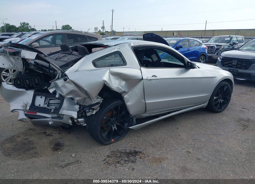 2014 FORD MUSTANG V6 VIN: 1ZVBP8AM2E5228691