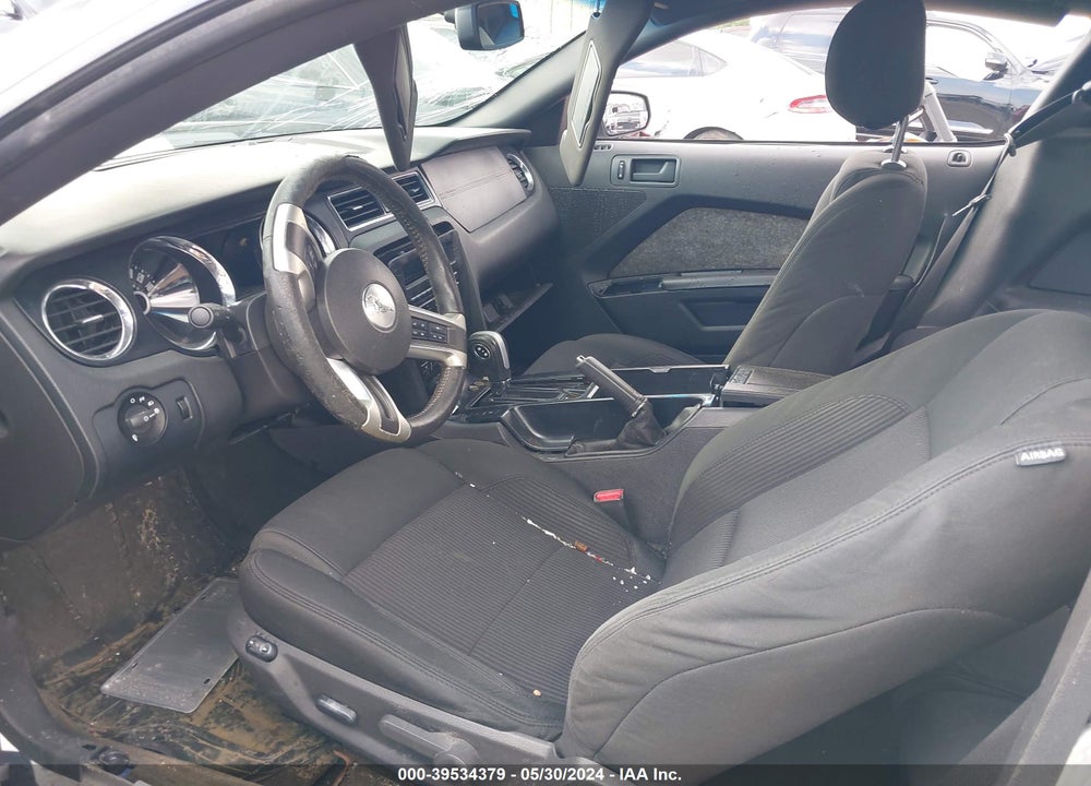 2014 FORD MUSTANG V6 VIN: 1ZVBP8AM2E5228691
