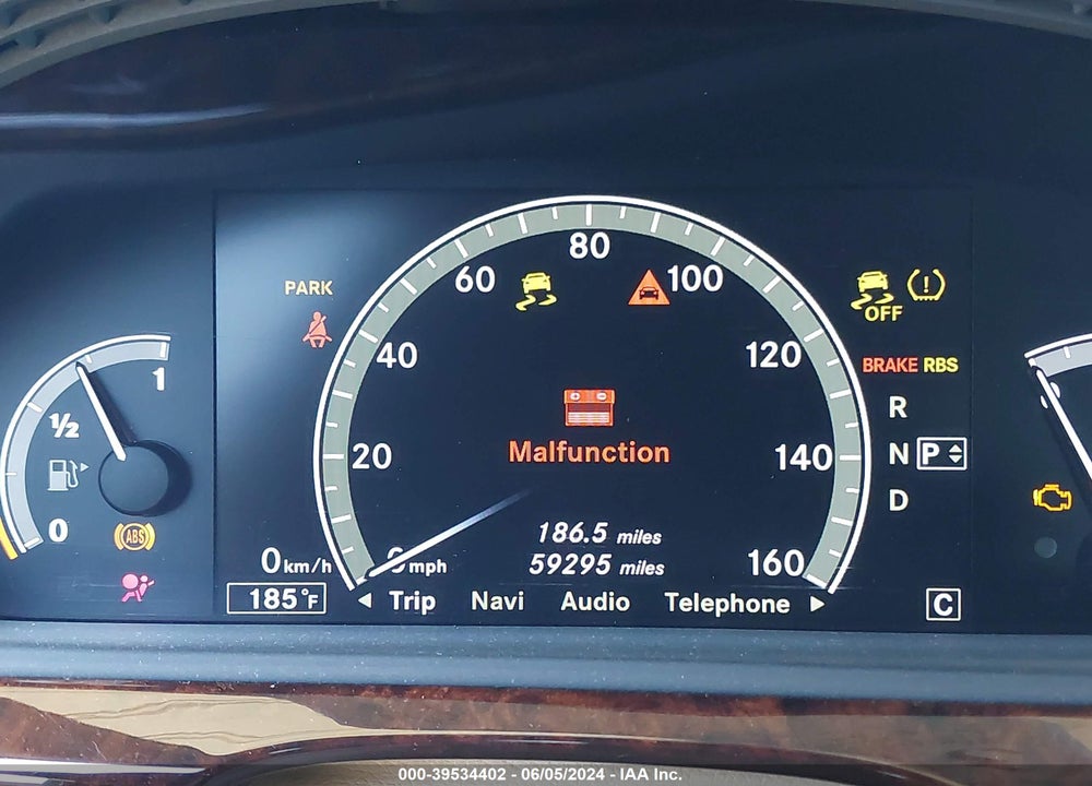 2010 MERCEDES-BENZ S 400 HYBRID VIN: WDDNG9FB4AA311902