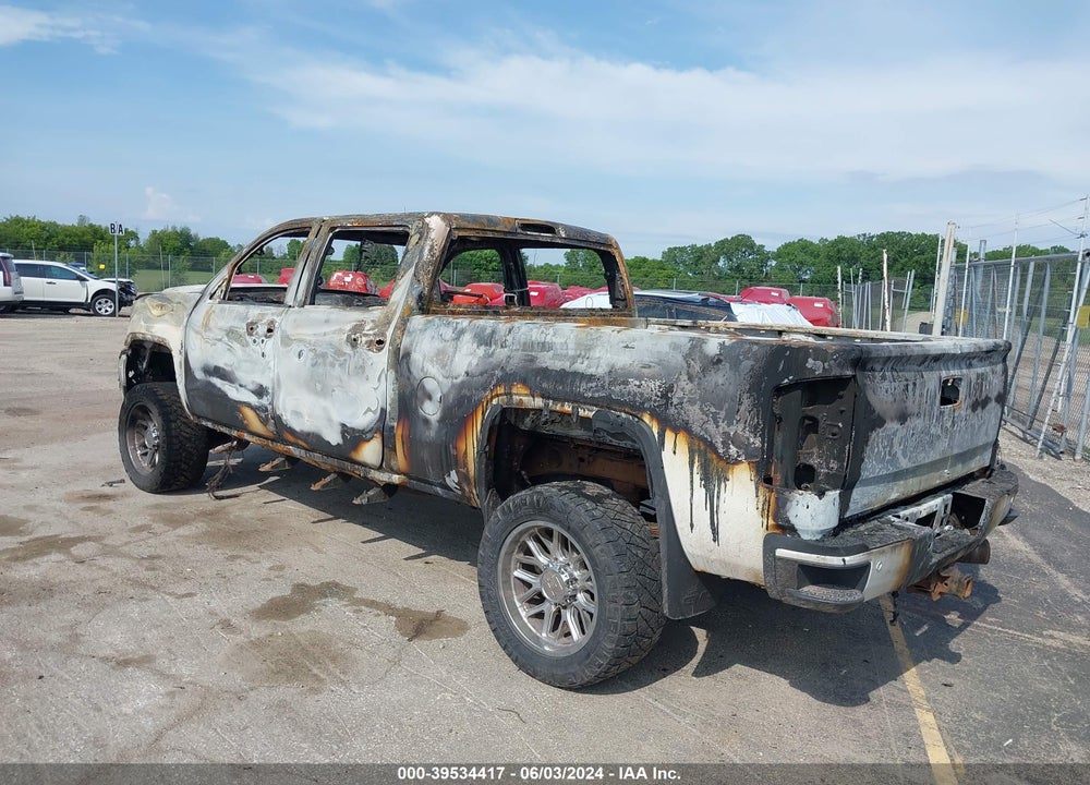 2015 GMC SIERRA 2500HD DENALI VIN: 1GT120E8XFF534254